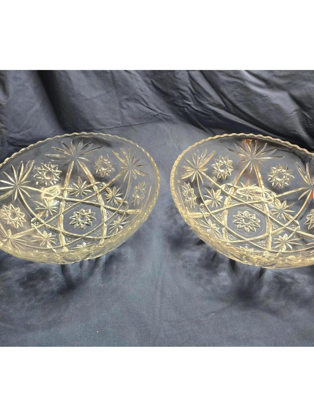 Set of 2 Vintage ANCHOR HOCKING Glass Large Serving/Fruit Bowls